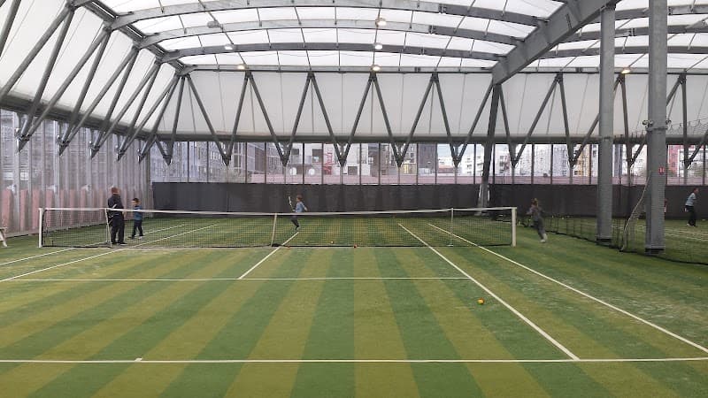 Tennis Club de Lutèce (pas de location de terrain)