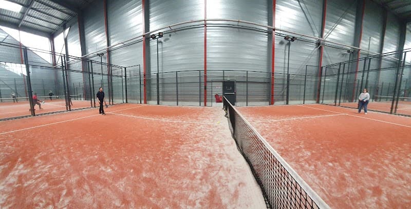 B14 - club de Padel, Badminton et Pickleball 🎾