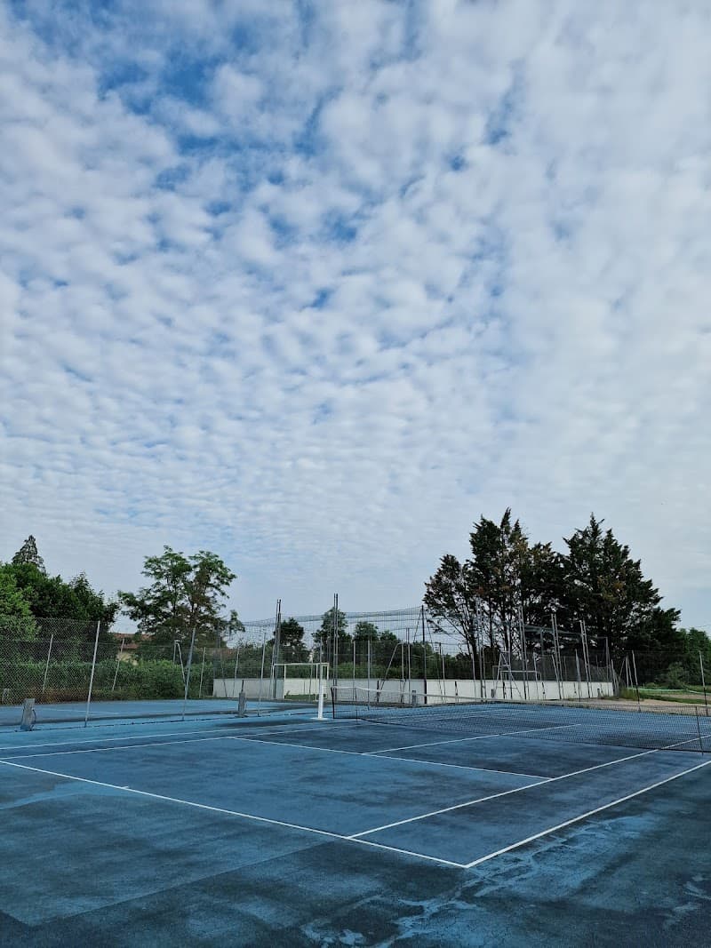 Stages So Club et Tennis Squash Fleyriat