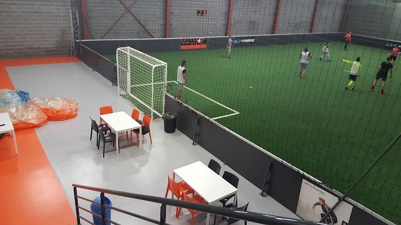 Soccer Player FOOT INDOOR et padel tennis
